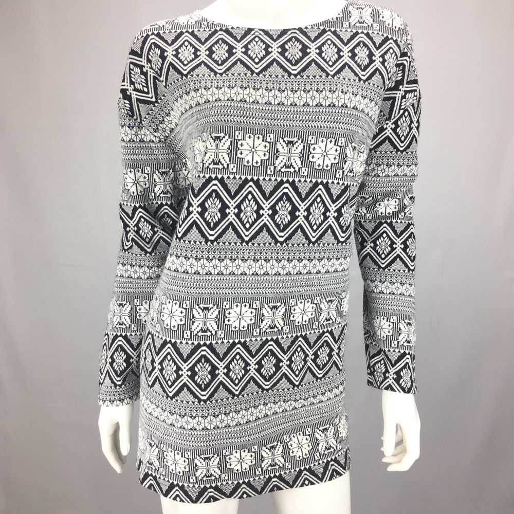 Ashly Brent Vintage Black White Boho Pattern USA